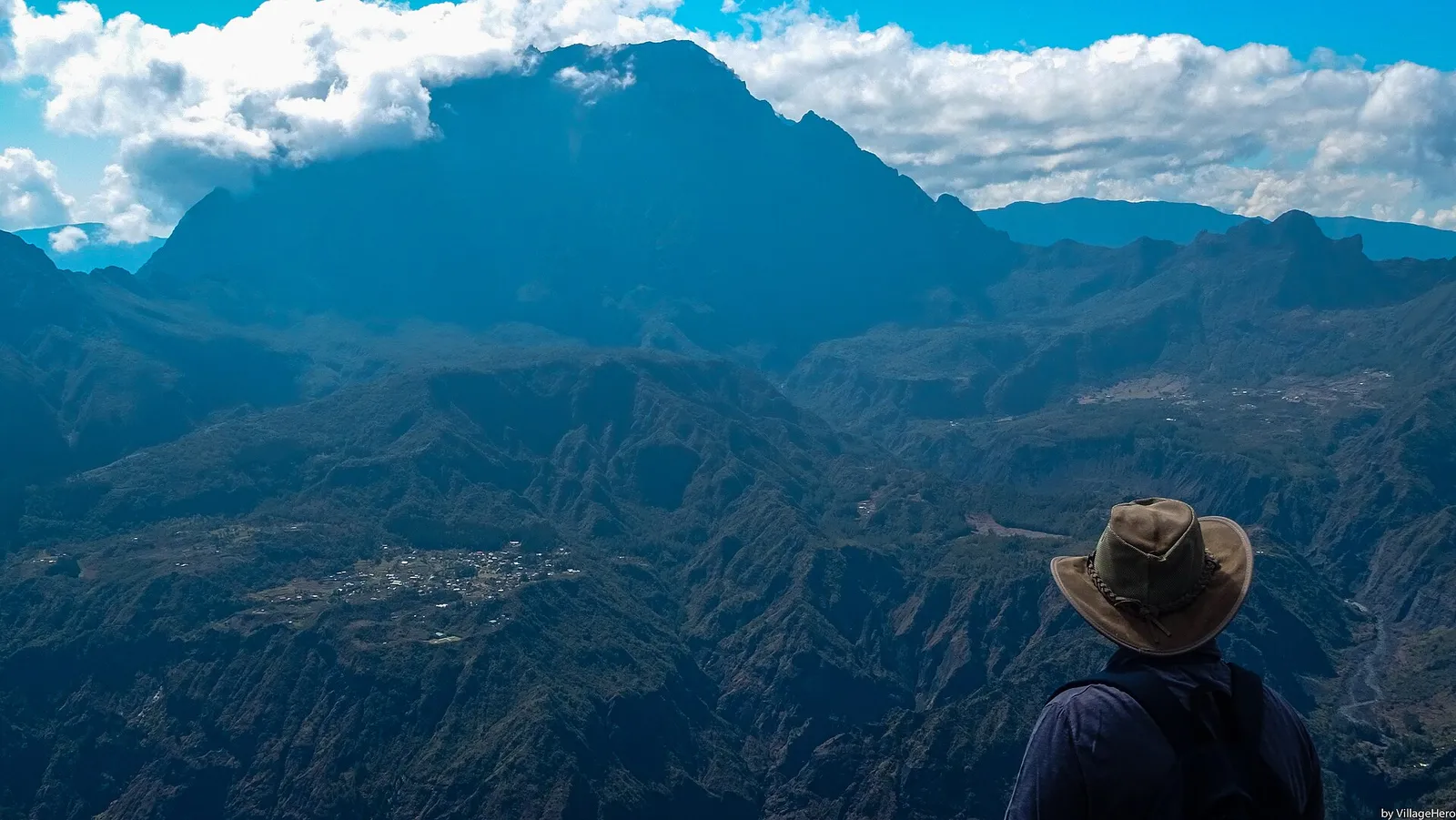 Accompagnement sur les sentiers du cirque de Mafate, La Réunion